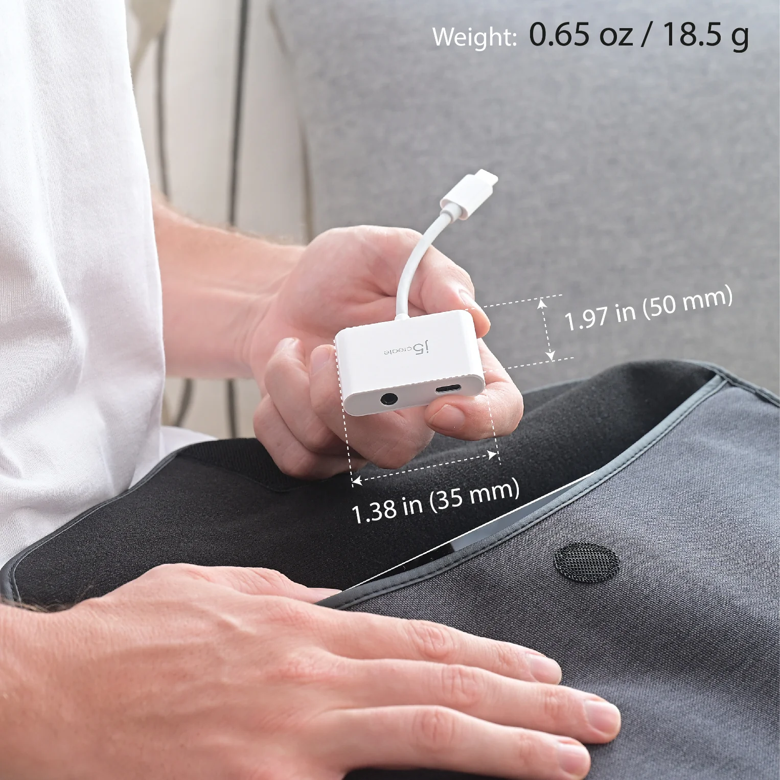 USB-C® to 3.5mm Audio Adapter with Power Delivery - Image 14
