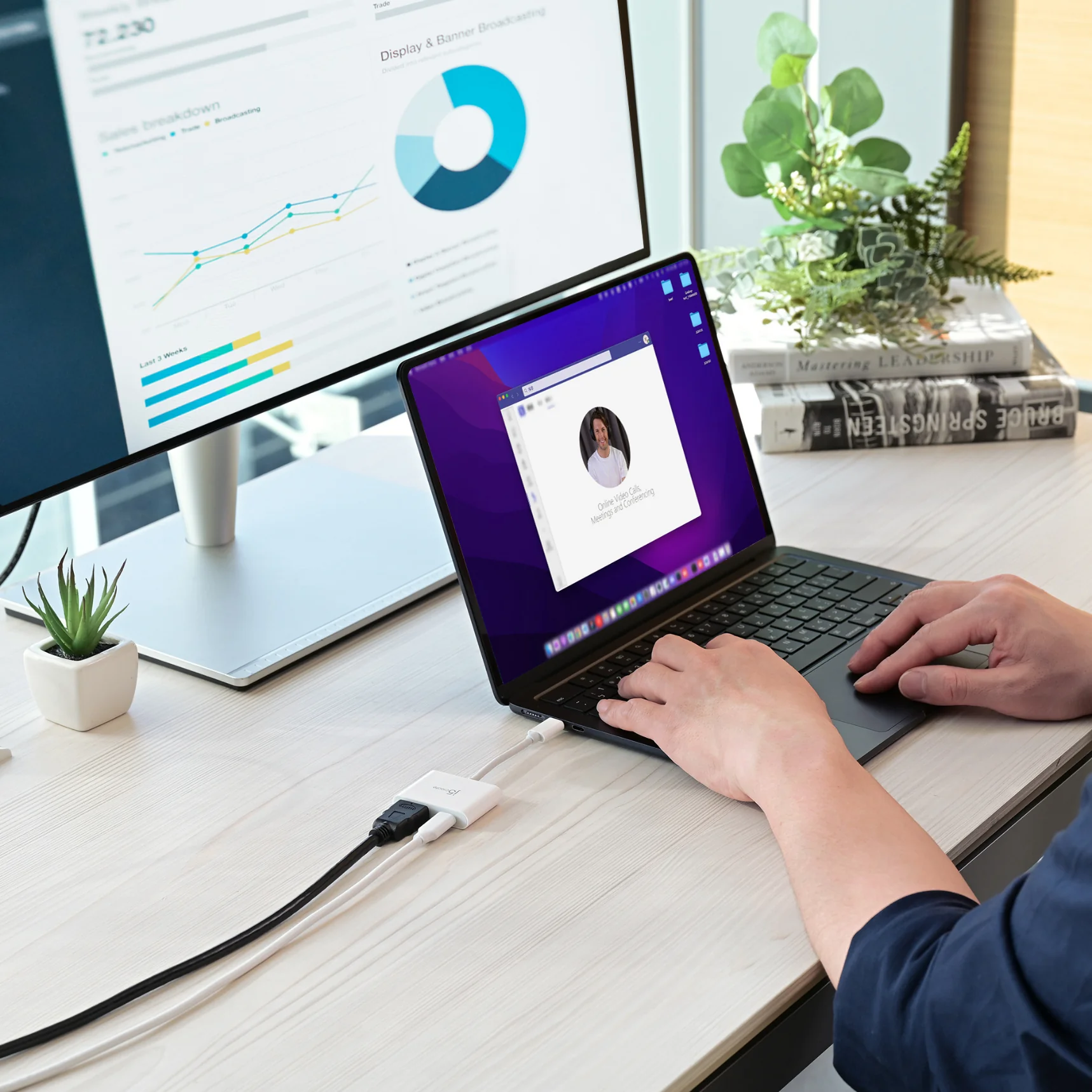 USB-C® to 4K HDMI™ Adapter with Power Delivery - Image 13