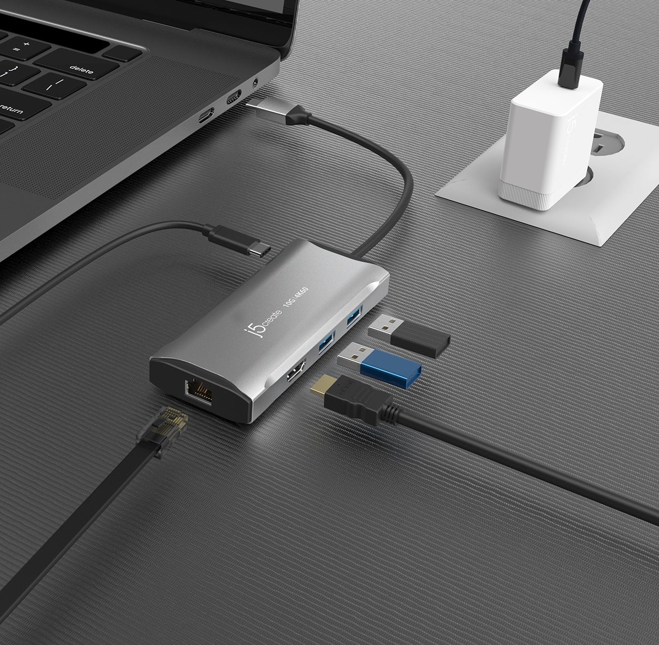 4K60 Elite USB-C® 10Gbps Travel Dock - Image 7