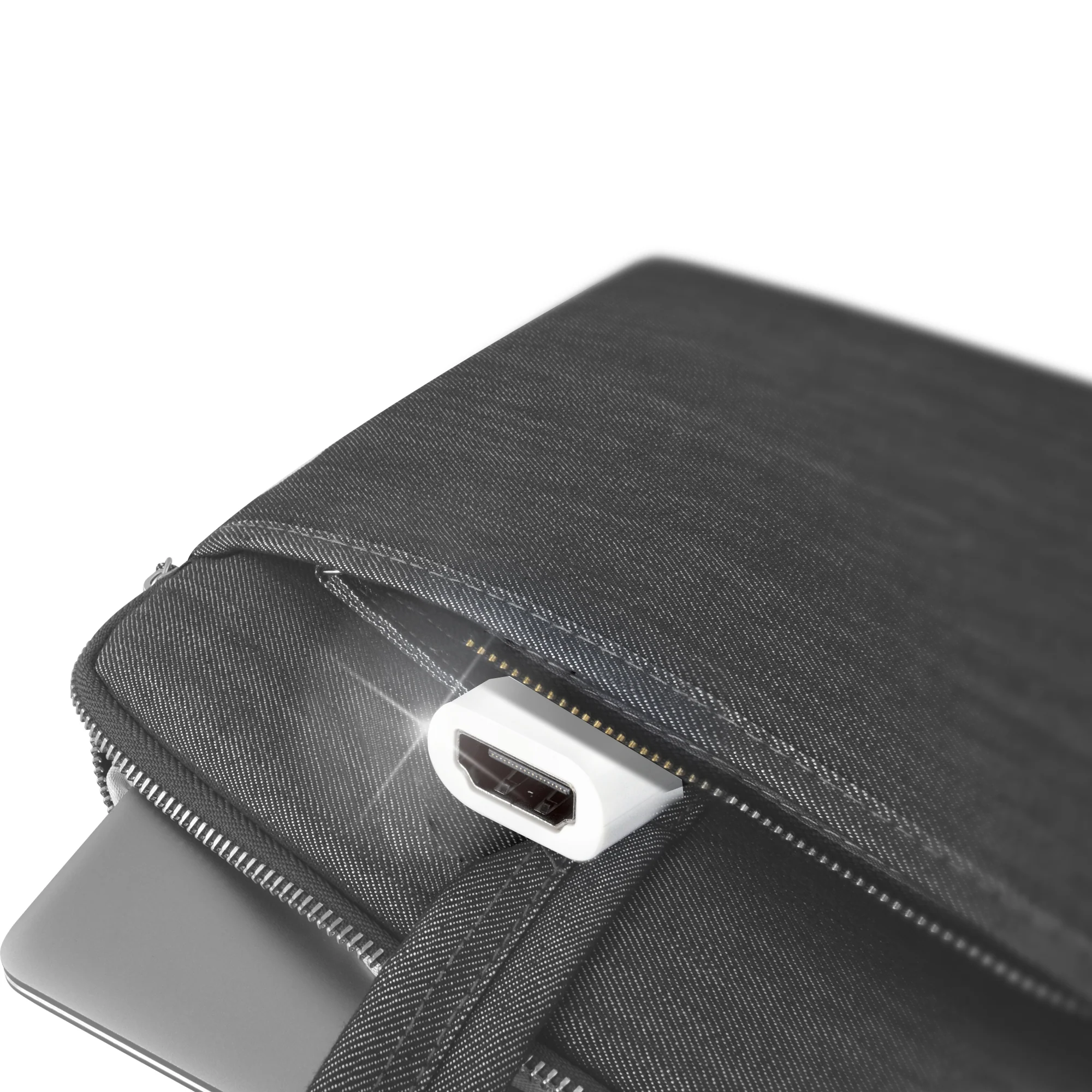 USB™ to HDMI™ Multi-Monitor Adapter - Image 6