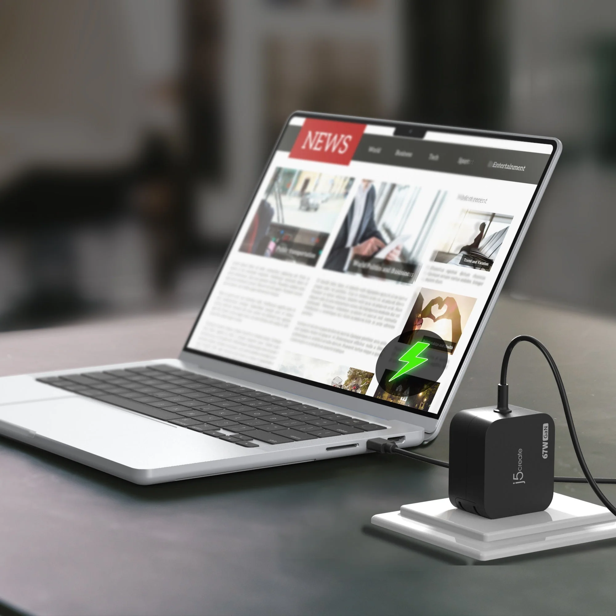 67W GaN PD USB-C® Mini Charger with 4.5 mm DC Converter - Image 7