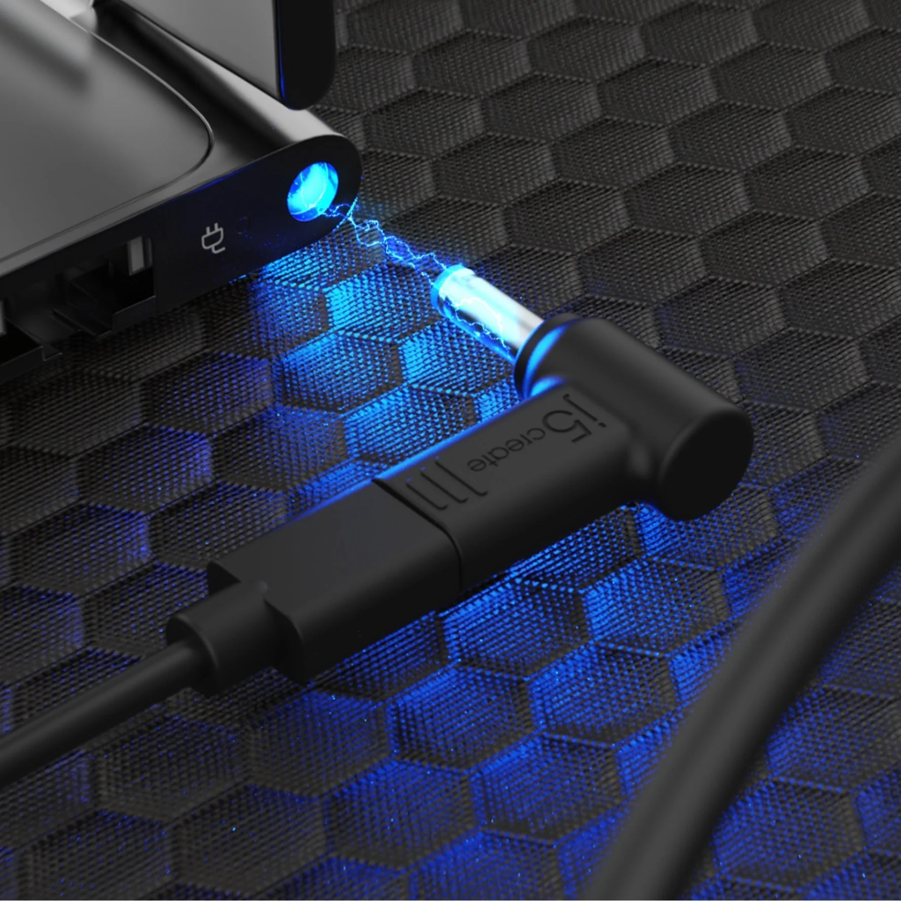 67W GaN PD USB-C® Mini Charger with 4.5 mm DC Converter - Image 8