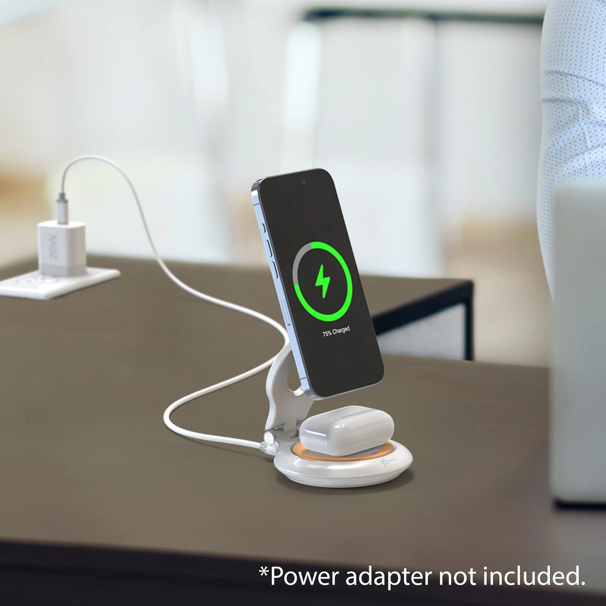 Qi2 2-in-1 Magnetic Foldable Wireless Charging Station - Image 7