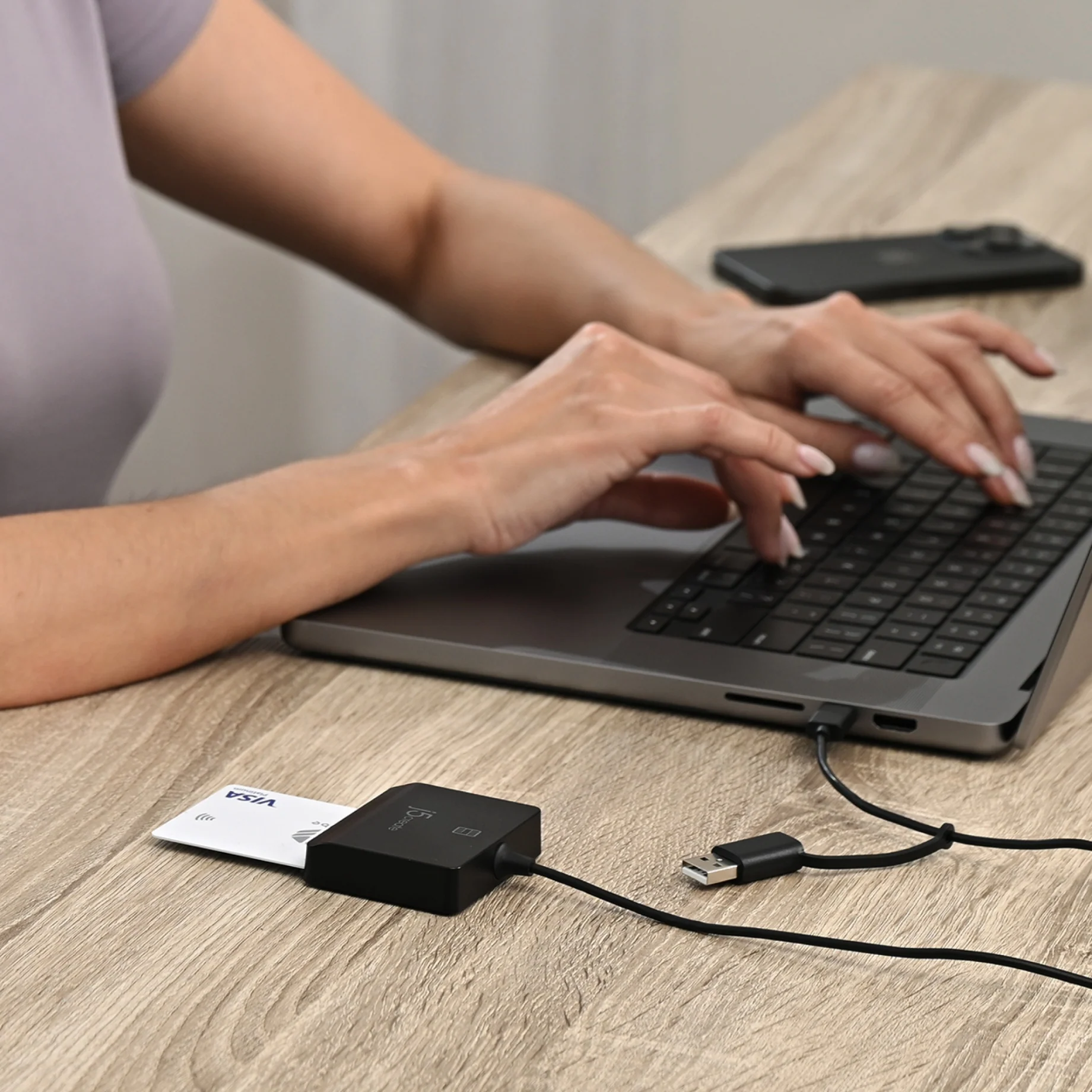 USB™ Smart Card / CAC Reader - Image 4
